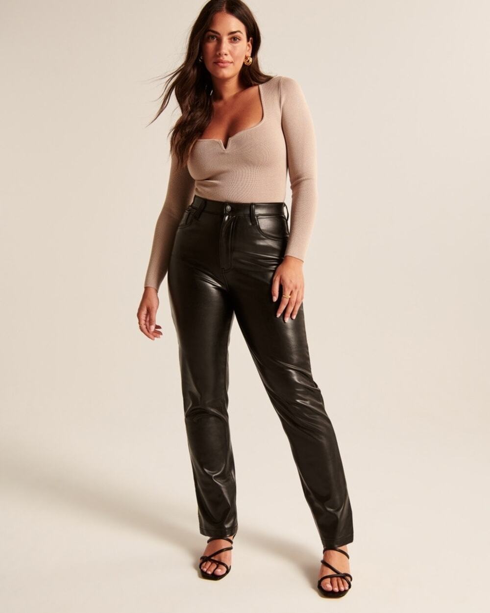 Abercrombie & Fitch Curve Love 90's Straight Ultra High Rise NWT 30S Vegan